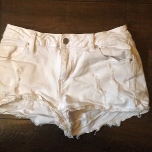Angel kiss white shorts